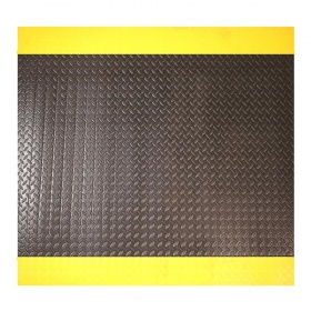 Full product image of the slip resistant, anti-fatifgue diamond foam mat perfect for small warehouse areas
