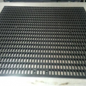 Product image of the high density natural rubber stall mats